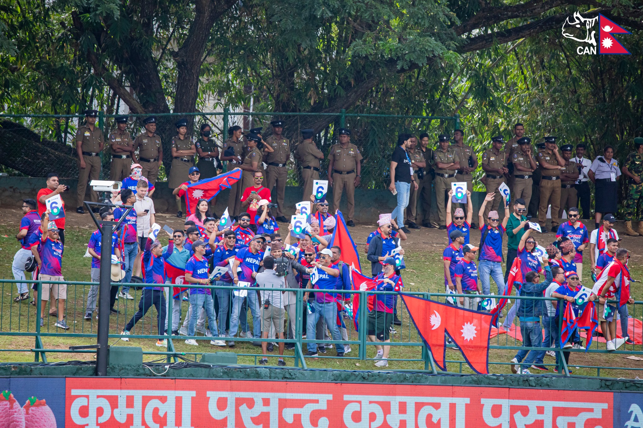 नेपालले भारतलाई दियो २ सय ३१ रनको लक्ष्य