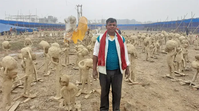 पर्साका मूर्तिकार बलिराम कोहार, महायज्ञका लागि १,०११ देव मूर्तिहरू बनाउँदै