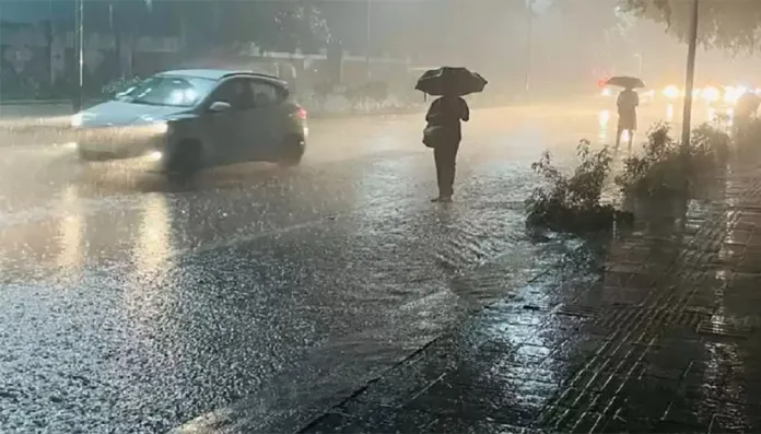 चार प्रदेशमा भारी वर्षाको सम्भावना