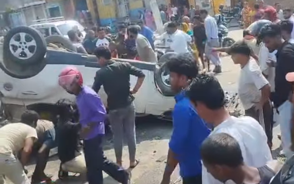 बीरगन्जकाे बाईपासमा कार दुर्घटना हुदाँ एक जनाको मृत्यु, तीन गम्भीर घाइते