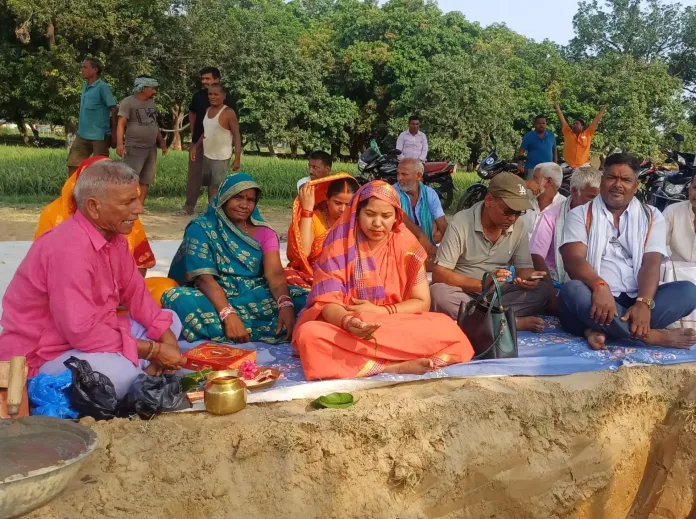 पर्साको निचुटामा सार्वजनिक पोखरीको सौन्दर्यकरण सुरु