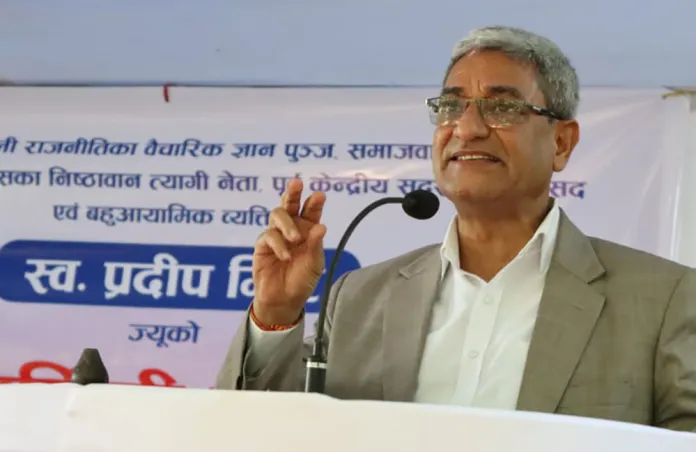 प्रहरीमा महिला संख्यालाई अझै बढाउनुपर्छ : गृहमन्त्री लेखक