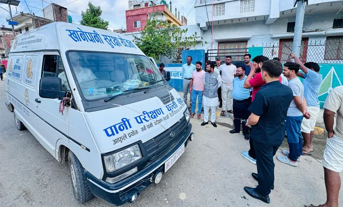 बीरगन्जमा हैजा नियन्त्रण प्रयास तीव्र, ११ ठाउँको पानी परीक्षण, विद्यालय दुई दिनका लागि बन्द