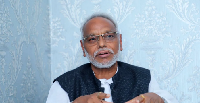 जनताको पक्षमा छैनन् ठूला दल : राजेन्द्र महतो