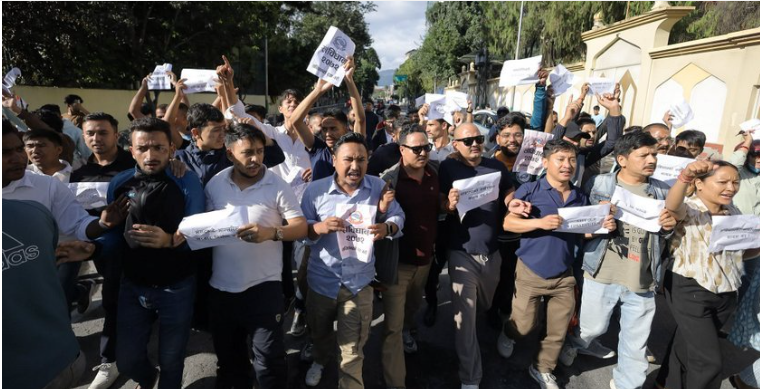 काठमाडौँमा जेनजी र विद्यार्थी संगठनबिच झडप
