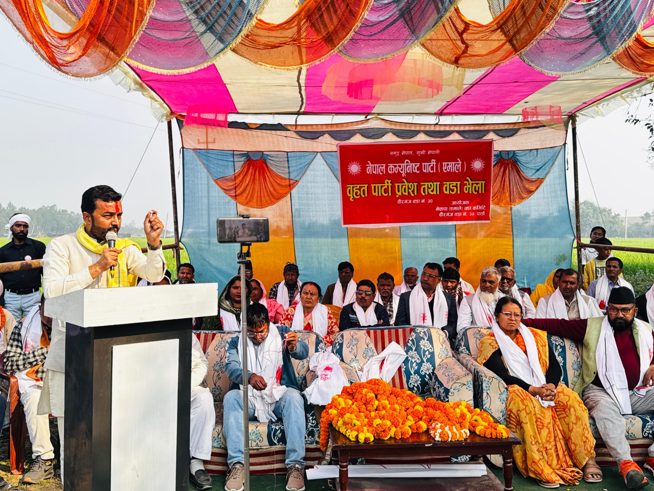 वीरगंज–३० मा जसपाका नेता मनोज साह कानुसहित करिब १०० जना एमाले प्रवेश